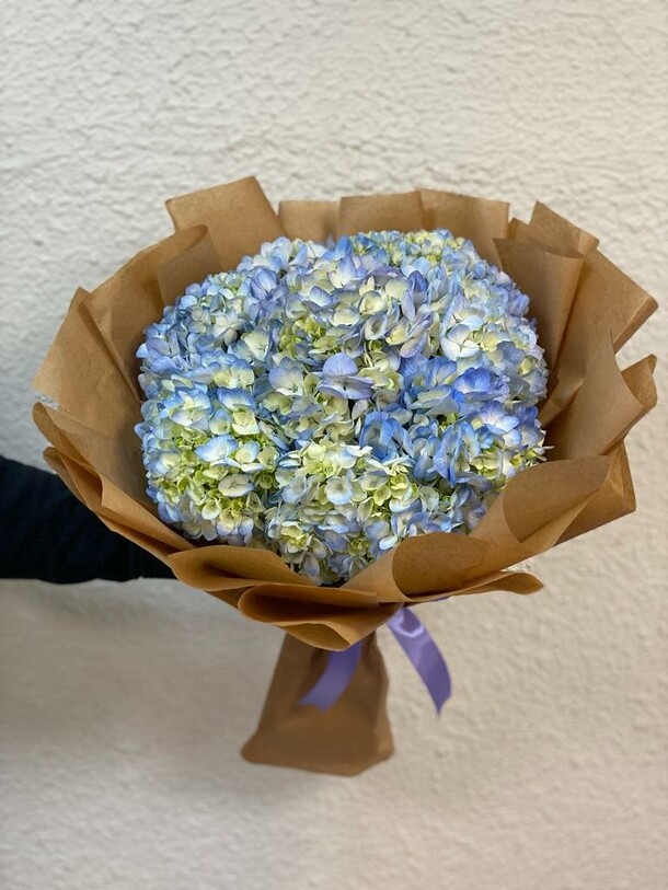 Небесный букетик, артикул F1286906 - 11158 рублей, доставка по городу. Flawery - доставка цветов