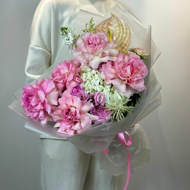 Джулия, артикул F1311340 - 15223 рублей, доставка по городу. Flawery - доставка цветов