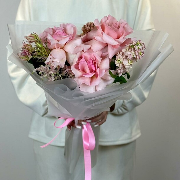 Флер, артикул F1313958 - 9412 рублей, доставка по городу. Flawery - доставка цветов