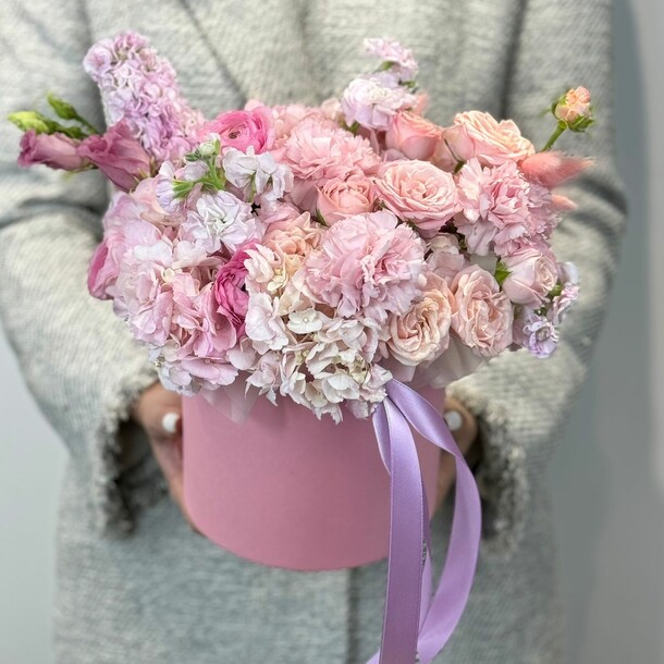 Композиция "эсмина", артикул F1314179 - 17890 рублей, доставка по городу. Flawery - доставка цветов