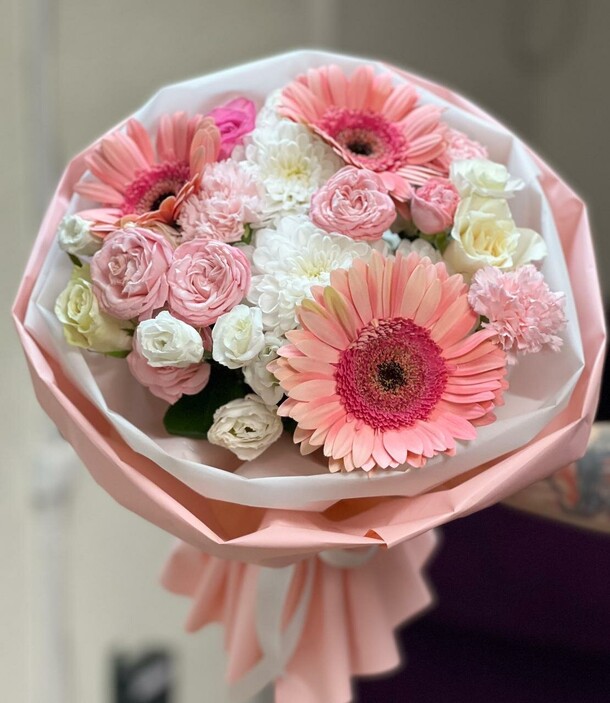 Рассветные мечты, артикул F1318078 - 14266 рублей, доставка по городу. Flawery - доставка цветов