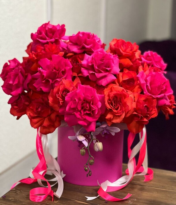 Композиция "таинственное очарование", артикул F1325261 - 23389 рублей, доставка по городу. Flawery - доставка цветов