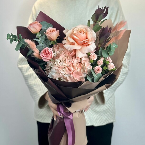 Букет "уютная осень", артикул F1331401 - 9195 рублей, доставка по городу. Flawery - доставка цветов