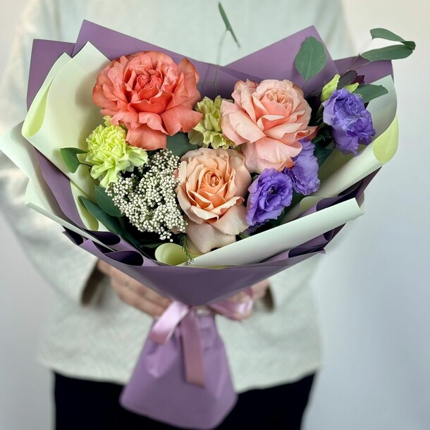 Букет "цветочный делюкс", артикул F1332817 - 7615 рублей, доставка по городу. Flawery - доставка цветов
