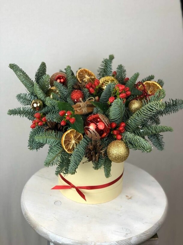 Композиция восторг, артикул F1348403 - 11580 рублей, доставка по городу. Flawery - доставка цветов