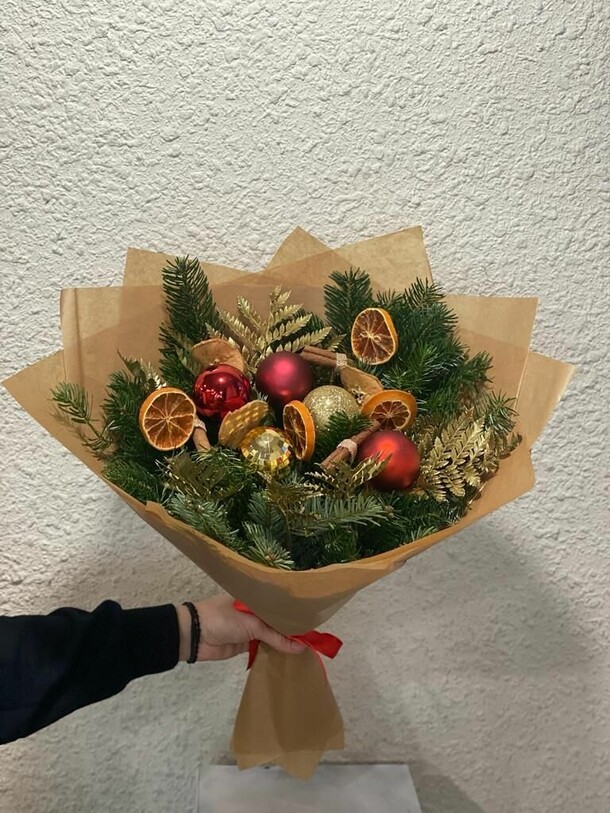 Волшебный месяц, артикул F1348634 - 8251 рублей, доставка по городу. Flawery - доставка цветов