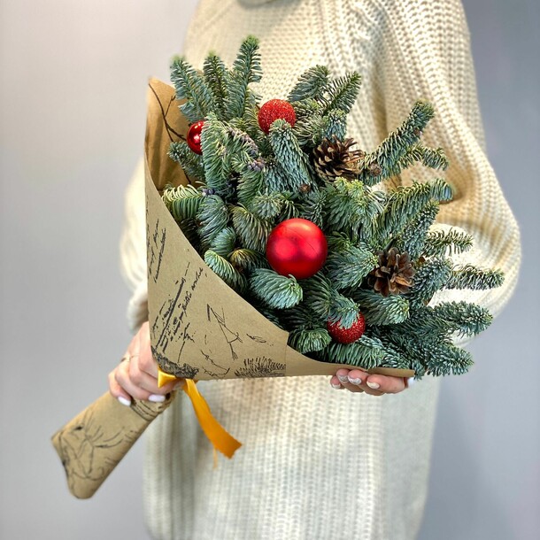 Букет  эксклюзив, артикул F1349216 - 18270 рублей, доставка по городу. Flawery - доставка цветов