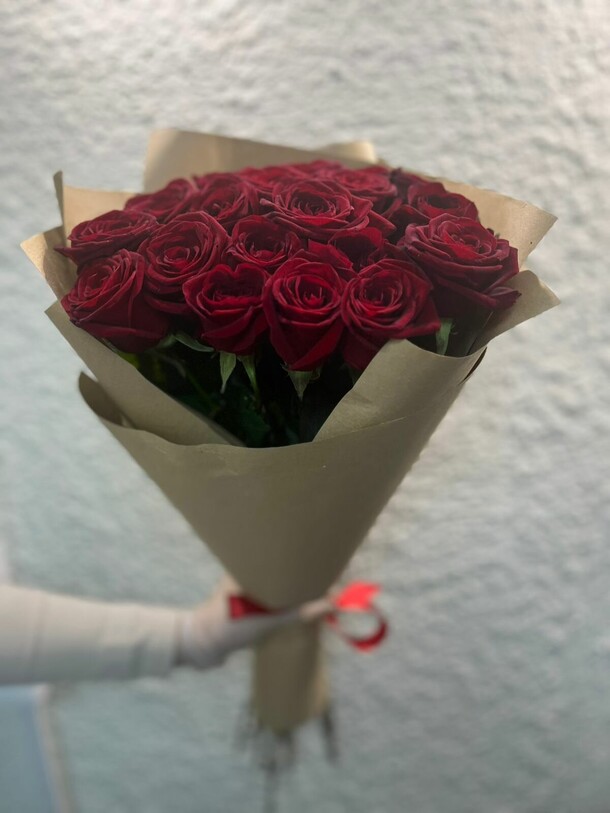 Букетик № 5, артикул F1369139 - 6430 рублей, доставка по городу. Flawery - доставка цветов