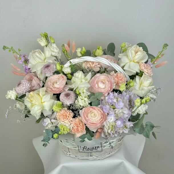 Нежность, артикул F1374711 - 19488 рублей, доставка по городу. Flawery - доставка цветов