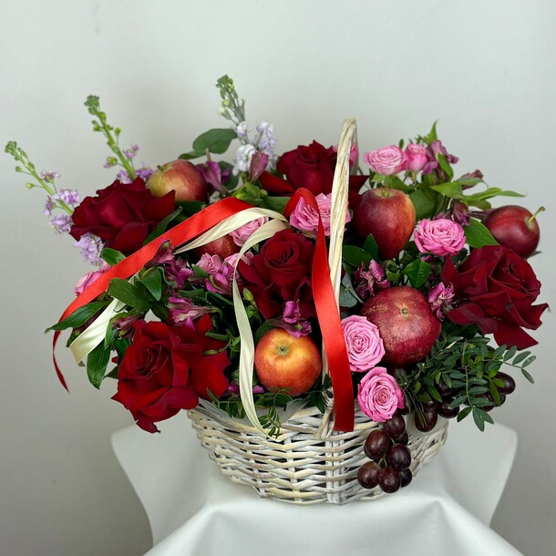 Таинственное очарование, артикул F1374738 - 19488 рублей, доставка по городу. Flawery - доставка цветов