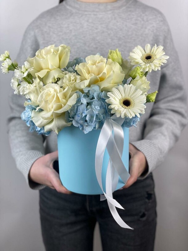 Воздушное облачко, артикул F1407733 - 5445 рублей, доставка по городу. Flawery - доставка цветов