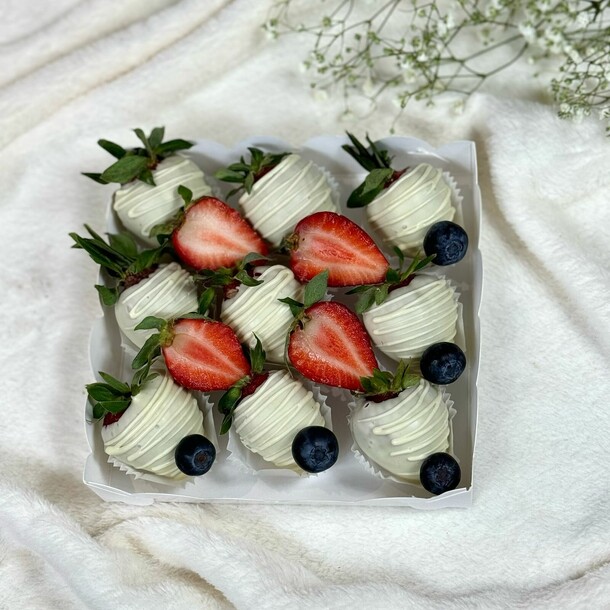 Белоснежный вкус, артикул F1415332 - 4235 рублей, доставка по городу. Flawery - доставка цветов