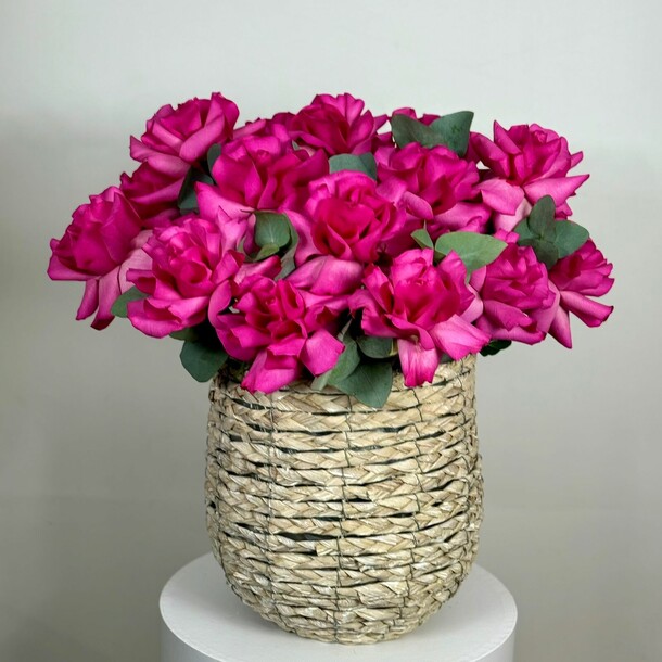 Малиновый сад, артикул F1432476 - 18858 рублей, доставка по городу. Flawery - доставка цветов