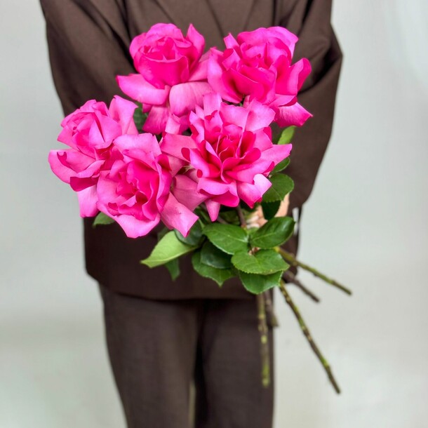 5 французских розочек, артикул F1433962 - 2904 рублей, доставка по городу. Flawery - доставка цветов