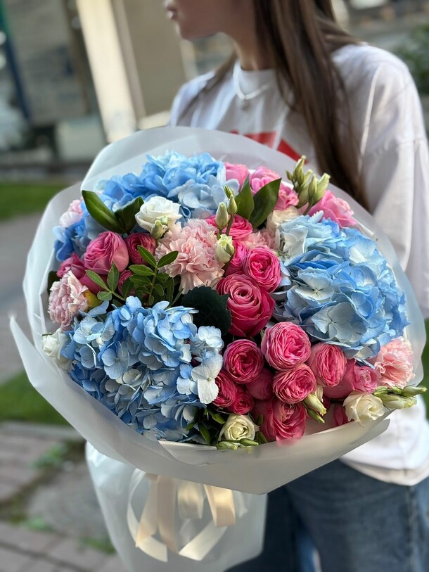 Грация, артикул F1453108 - 7623 рублей, доставка по городу. Flawery - доставка цветов