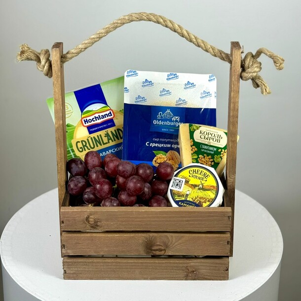 Сырный ящик, артикул F1454162 - 6500 рублей, доставка по городу. Flawery - доставка цветов