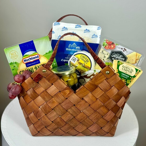 Сырная сказка, артикул F1454626 - 9900 рублей, доставка по городу. Flawery - доставка цветов