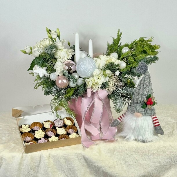 Огненная симфония нового года, артикул F1497773 - 15200 рублей, доставка по городу. Flawery - доставка цветов