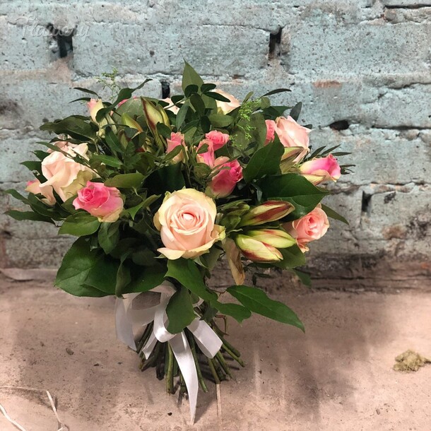 Румяная заря, артикул F38771 - 23821 рублей, доставка по городу. Flawery - доставка цветов