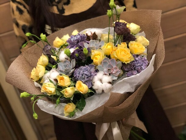 Иноземка, артикул F38775 - 24687 рублей, доставка по городу. Flawery - доставка цветов