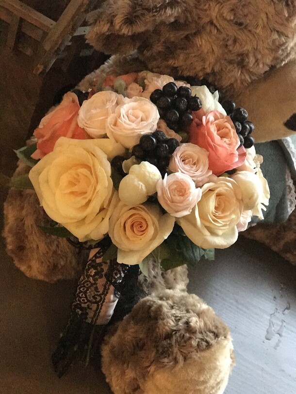 Скромная улыбка, артикул F38778 - 4656 рублей, доставка по городу. Flawery - доставка цветов