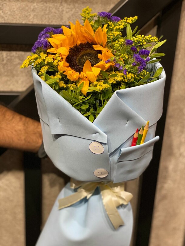 Один воин, артикул F38792 - 9340 рублей, доставка по городу. Flawery - доставка цветов