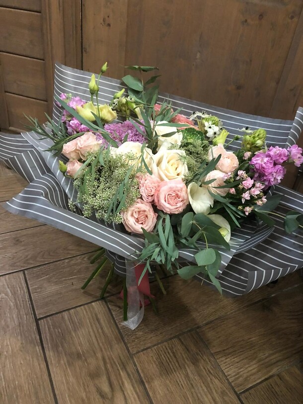 Особые цветы, артикул F38817 - 28505 рублей, доставка по городу. Flawery - доставка цветов