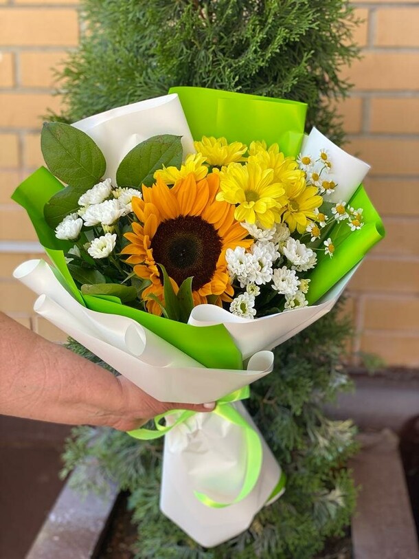 Танец цветов, артикул F38831 - 9111 рублей, доставка по городу. Flawery - доставка цветов