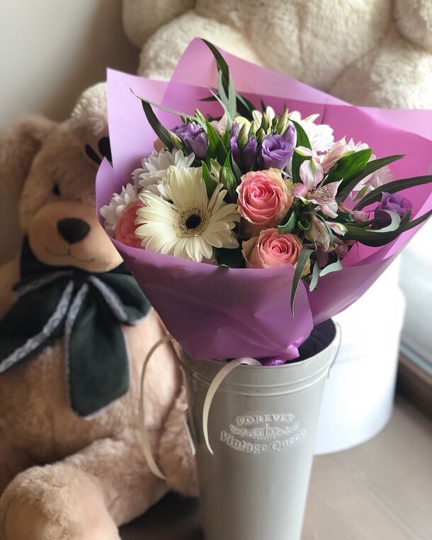 Белая гербера, артикул F38869 - 22443 рублей, доставка по городу. Flawery - доставка цветов