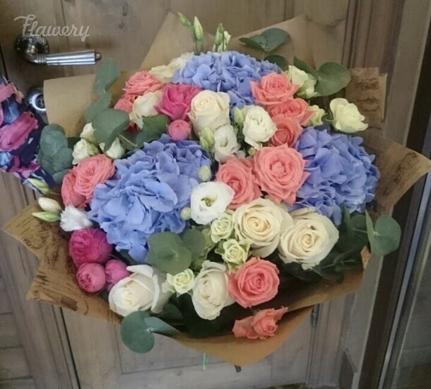 Голубая  гортензия, артикул F38886 - 42028 рублей, доставка по городу. Flawery - доставка цветов
