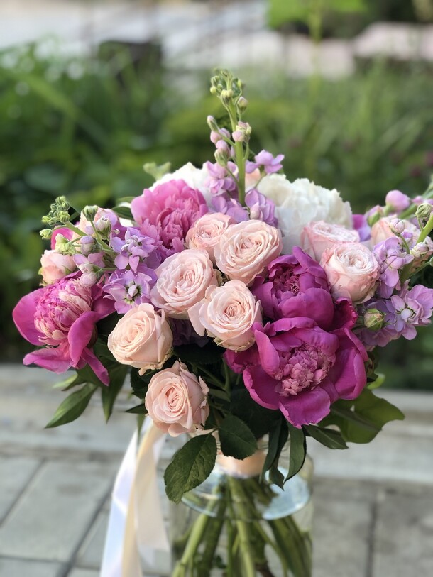 Изысканность, артикул F39359 - 58784 рублей, доставка по городу. Flawery - доставка цветов