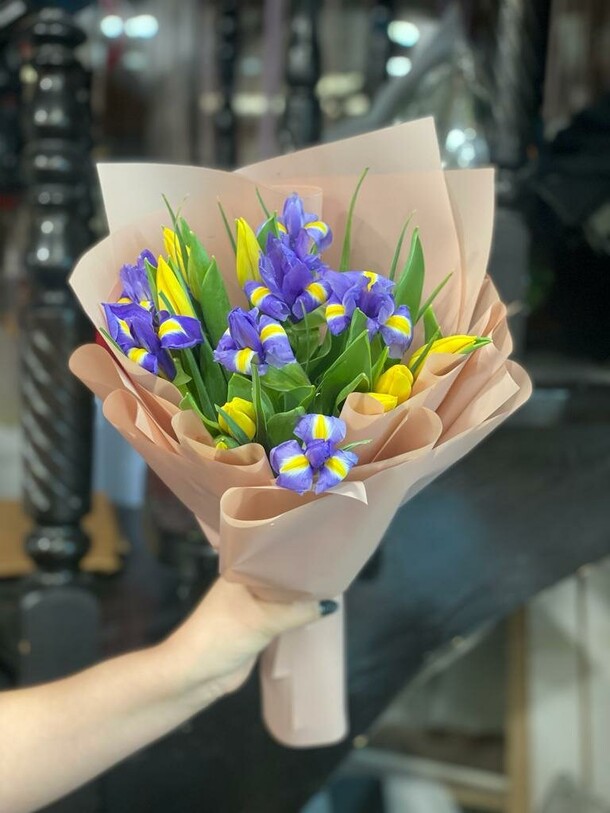 Мудрость, артикул F39853 - 6897 рублей, доставка по городу. Flawery - доставка цветов