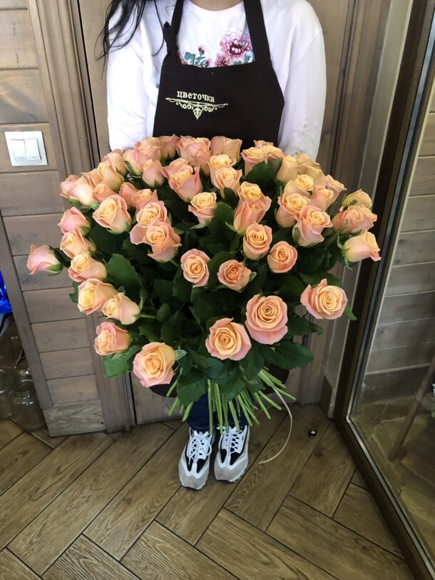 51 роза, артикул F40036 - 50818 рублей, доставка по городу. Flawery - доставка цветов