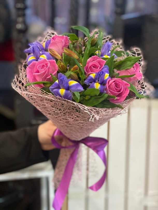 Симпатия, артикул F40121 - 9954 рублей, доставка по городу. Flawery - доставка цветов