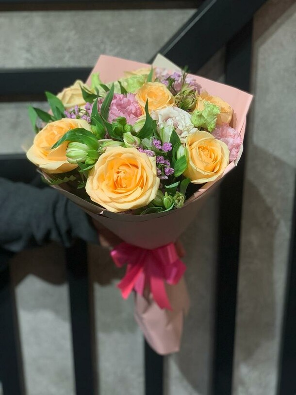 Маклин, артикул F40125 - 13903 рублей, доставка по городу. Flawery - доставка цветов