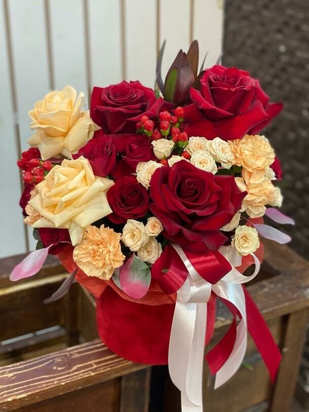 Пиковая дама, артикул F40137 - 33151 рублей, доставка по городу. Flawery - доставка цветов