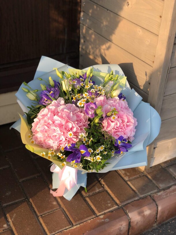 Флер, артикул F55707 - 13524 рублей, доставка по городу. Flawery - доставка цветов