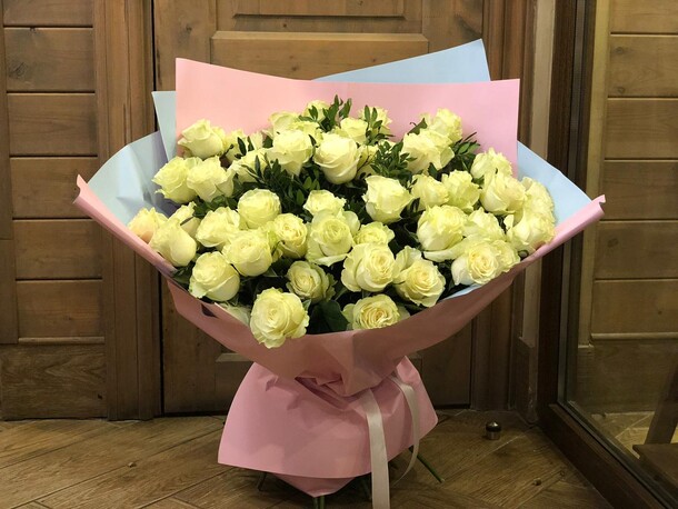 Светлое счастье, артикул F61760 - 66196 рублей, доставка по городу. Flawery - доставка цветов