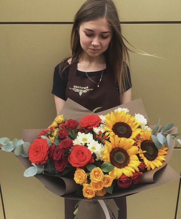 Осень, артикул F61778 - 29350 рублей, доставка по городу. Flawery - доставка цветов