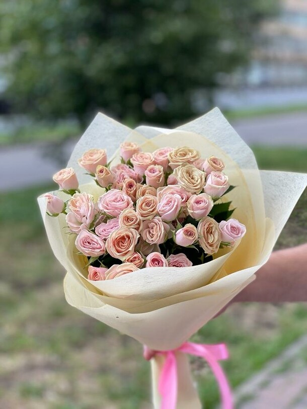 Взгляд, артикул F63078 - 10822 рублей, доставка по городу. Flawery - доставка цветов