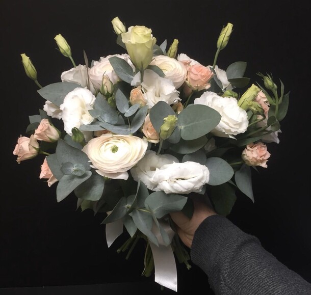 Вдвойне красива, артикул F63959 - 34143 рублей, доставка по городу. Flawery - доставка цветов