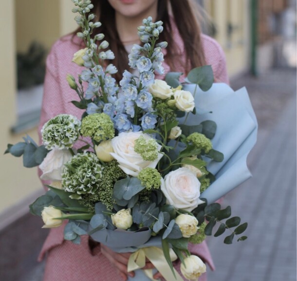 Космос, артикул F64226 - 27240 рублей, доставка по городу. Flawery - доставка цветов