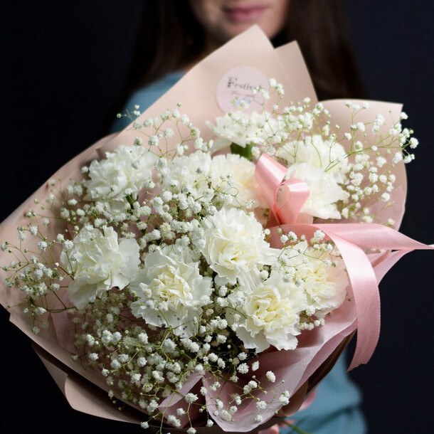 Стильные диантусы и гипсофила, артикул F1203963 - 6000 рублей, доставка по городу. Flawery - доставка цветов