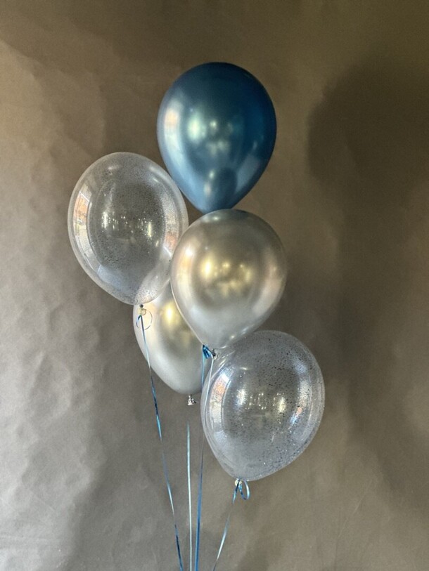 Набор из 5 шаров, артикул F1331438 - 1350 рублей, доставка по городу. Flawery - доставка цветов