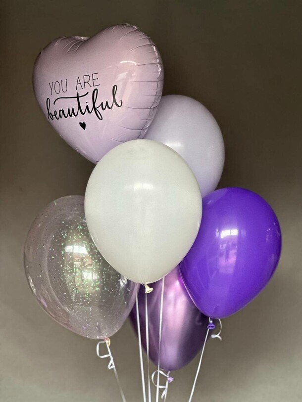 Набор шаров ты красивая, артикул F1333458 - 1750 рублей, доставка по городу. Flawery - доставка цветов