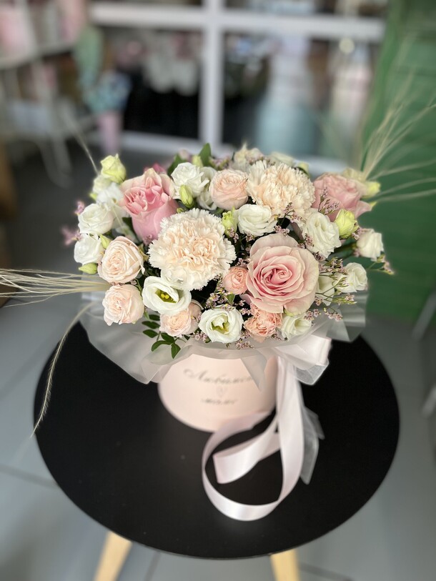 Признание в любви, артикул F1264330 - 7900 рублей, доставка по городу. Flawery - доставка цветов