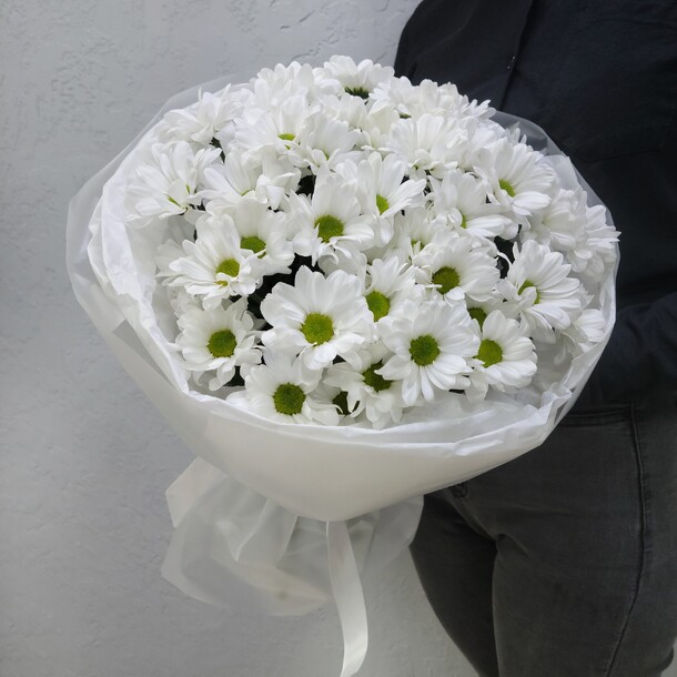 Кустовые хризантемы ромашки, артикул F1368016 - 3760 рублей, доставка по городу. Flawery - доставка цветов