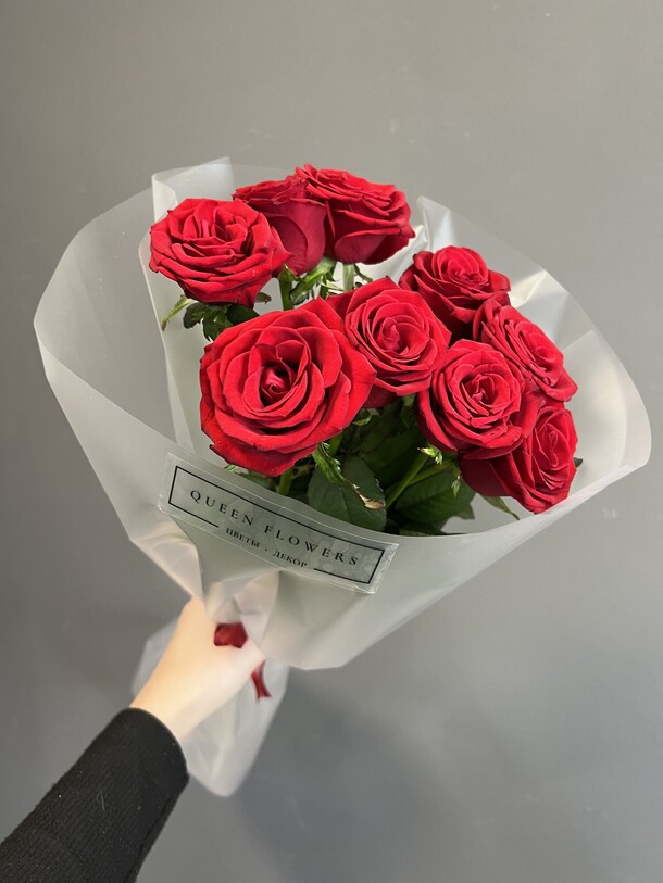 Моно классических роз, артикул F1213512 - 4132 рублей, доставка по городу. Flawery - доставка цветов