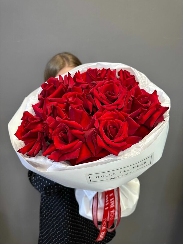 Моно французских роз, артикул F1214073 - 6612 рублей, доставка по городу. Flawery - доставка цветов