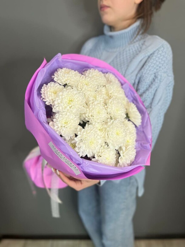 Букет из хризантем, артикул F1322569 - 2893 рублей, доставка по городу. Flawery - доставка цветов